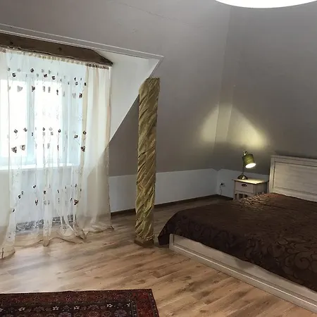 A1 With Free Parking Apartment